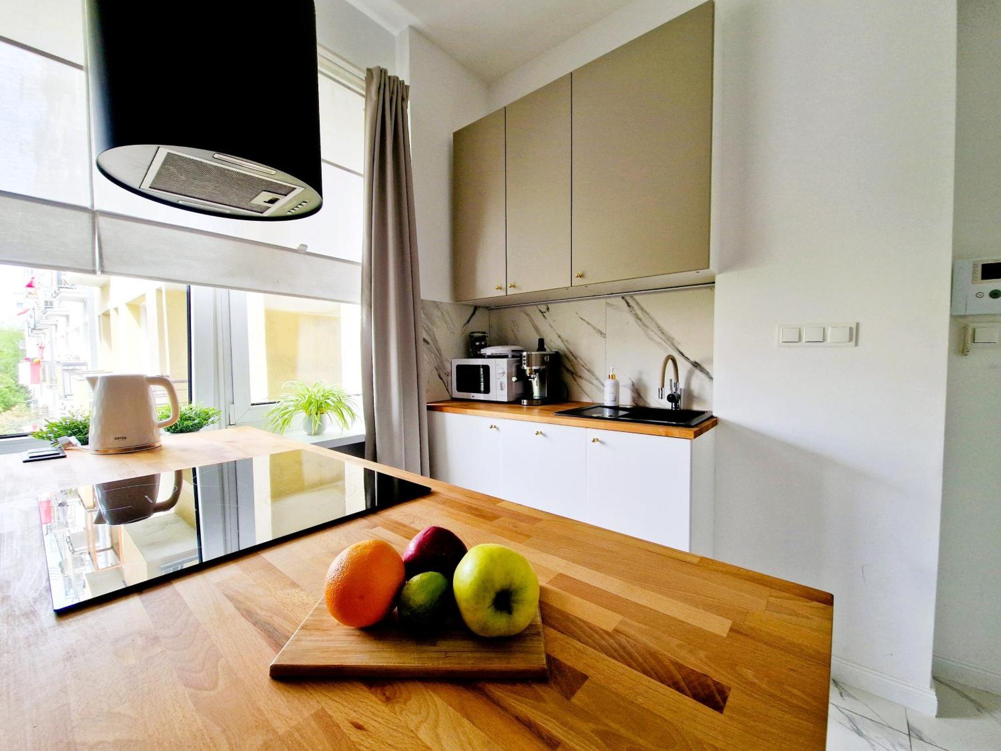 J&W Apartments Grojecka Glam Flat 바르샤바 외부 사진