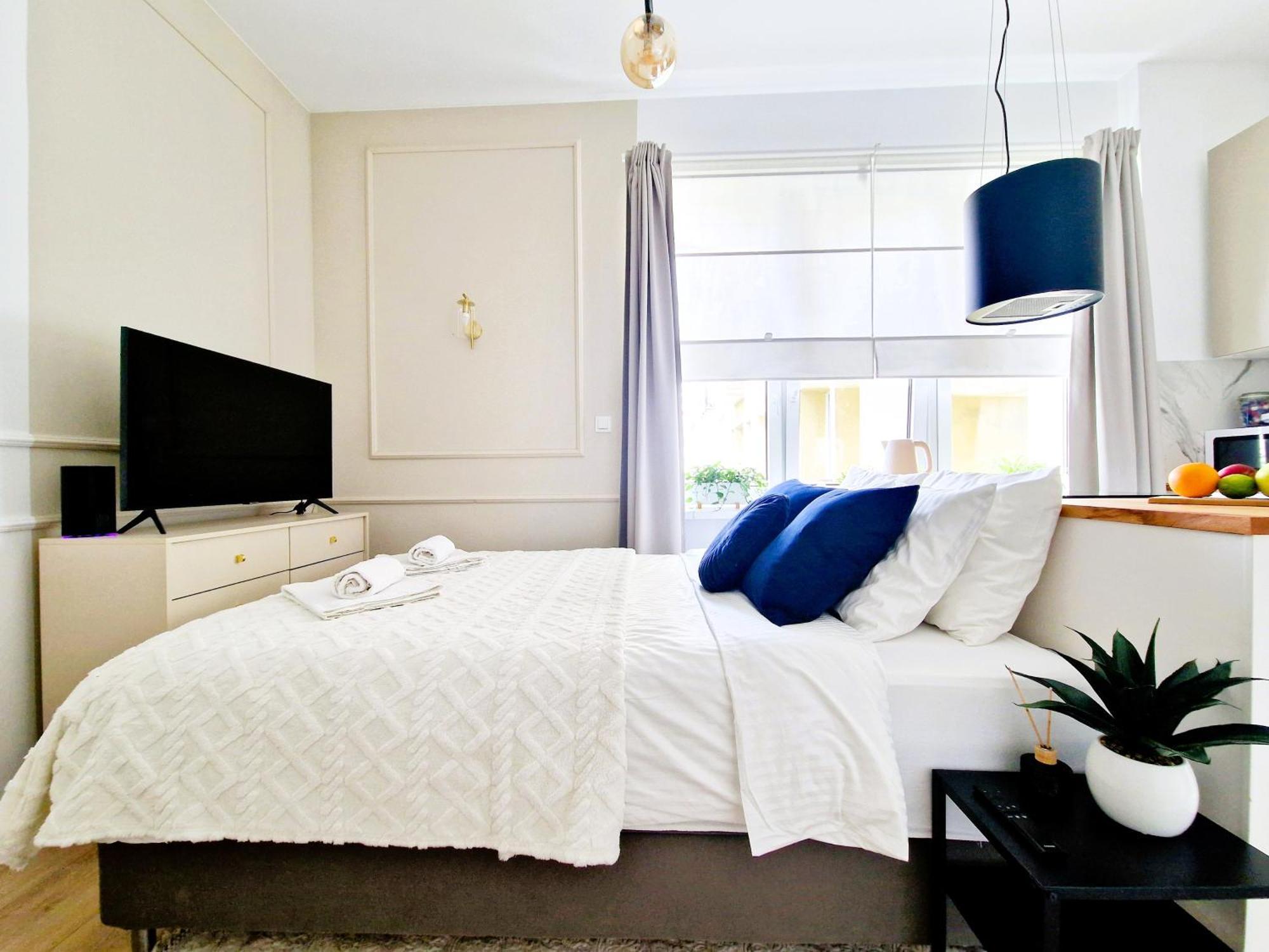 J&W Apartments Grojecka Glam Flat 바르샤바 외부 사진