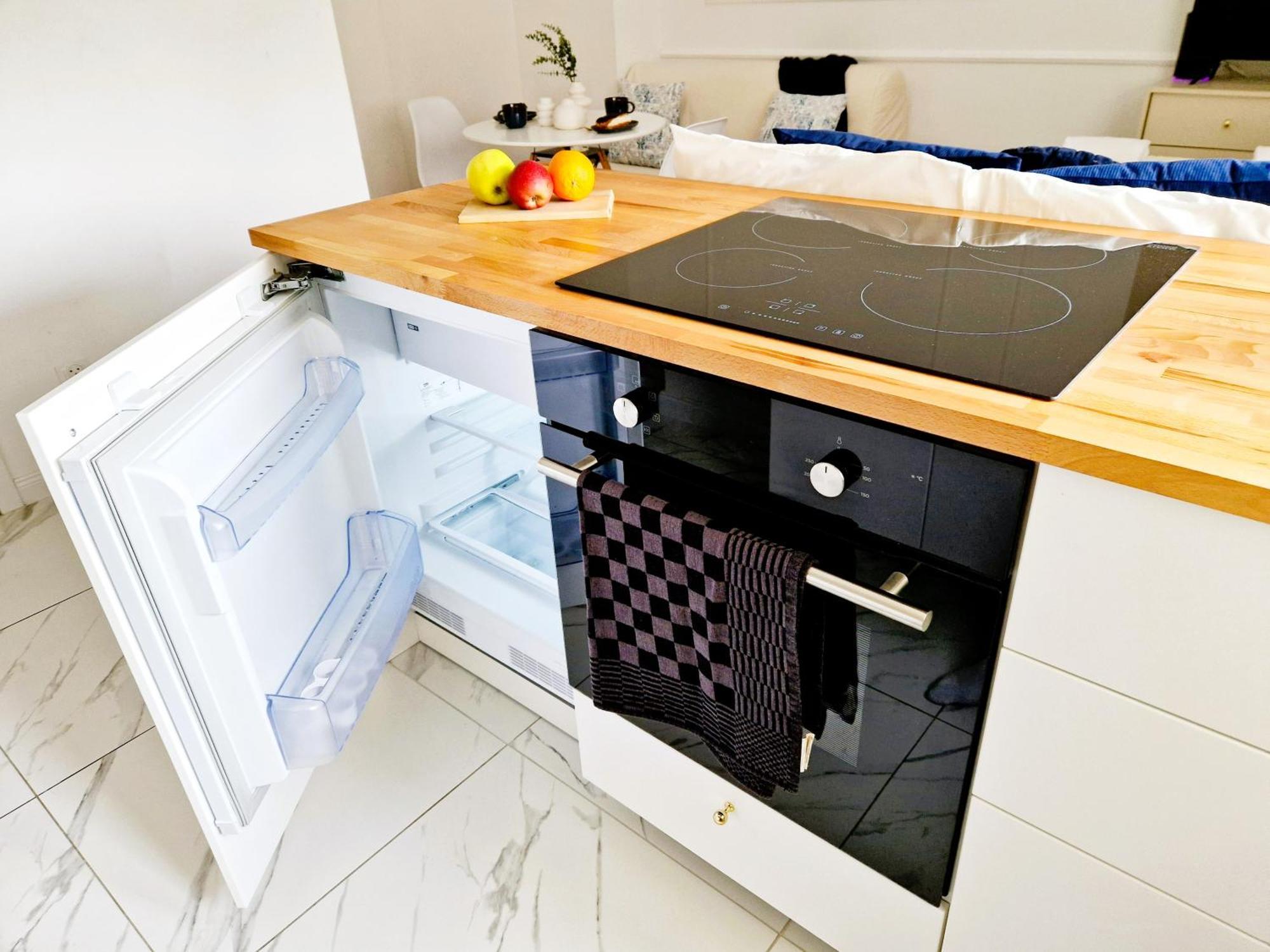 J&W Apartments Grojecka Glam Flat 바르샤바 외부 사진