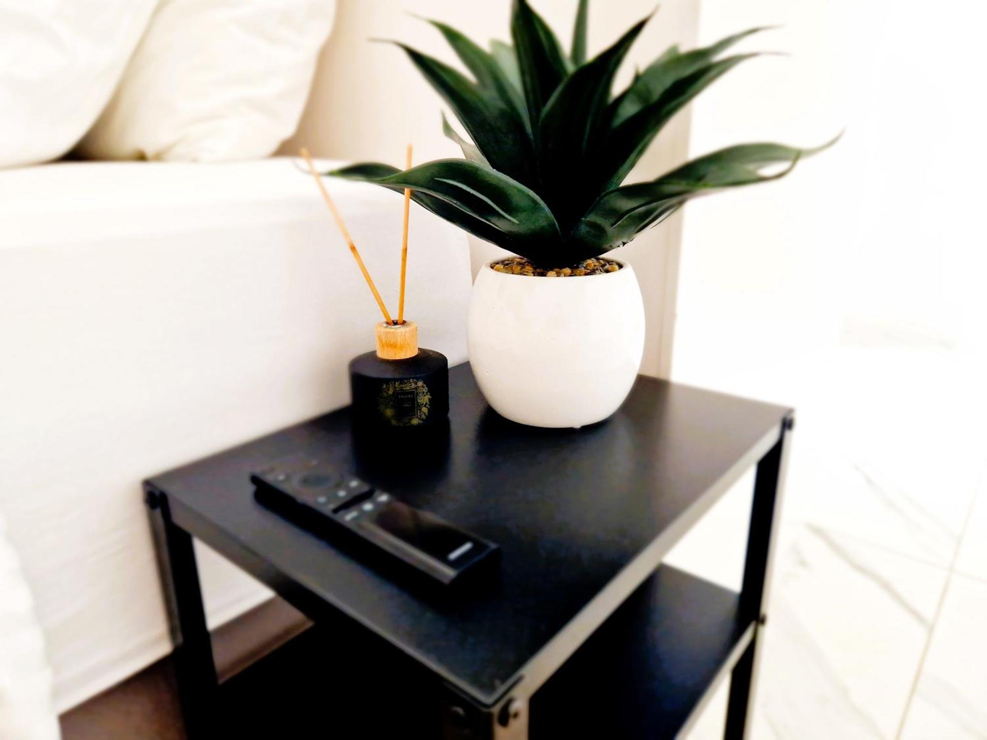 J&W Apartments Grojecka Glam Flat 바르샤바 외부 사진